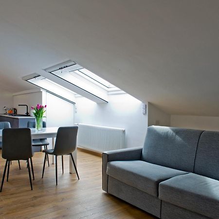 Sky View Apartment โกโม ภายนอก รูปภาพ