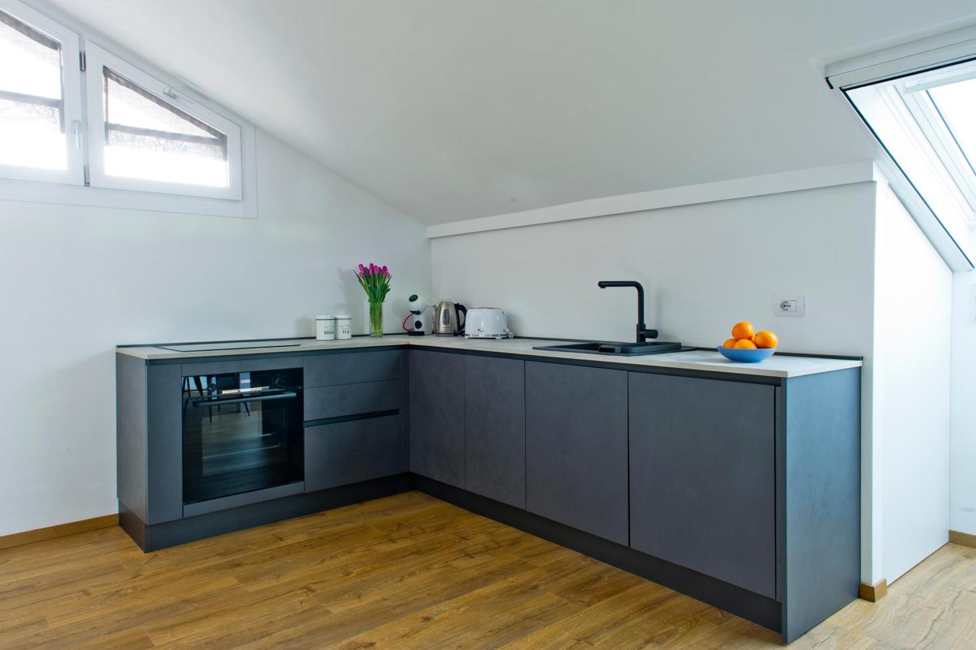 Sky View Apartment โกโม ภายนอก รูปภาพ